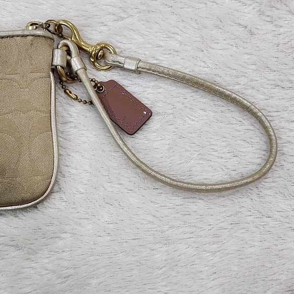 COACH Small Wristlet - Picture 7 of 8
